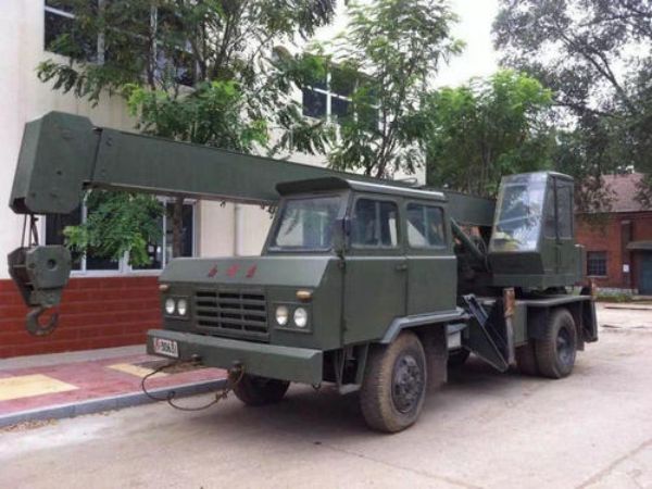 雷州市吊车出租公司电话_专业吊车租赁有哪些服务？